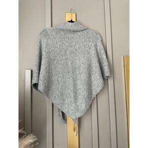 Heather Gray versatile shawl cape